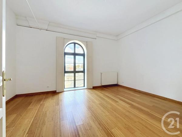 Appartement F3 à vendre  4 pièces - 92,50 m 2   CHARTRES  - 28