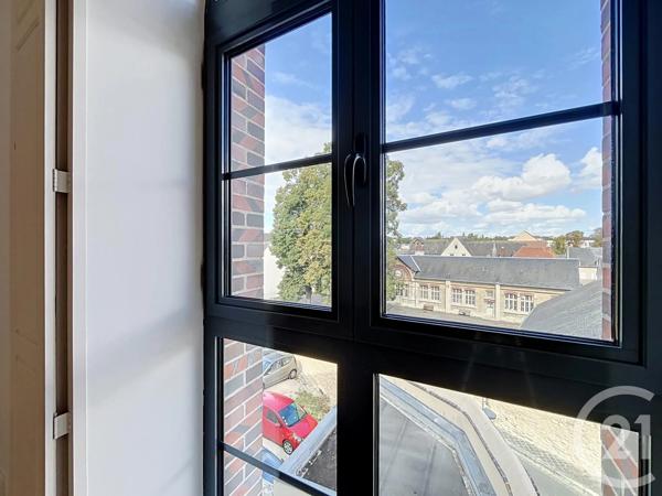 Appartement F3 à vendre  4 pièces - 92,50 m 2   CHARTRES  - 28
