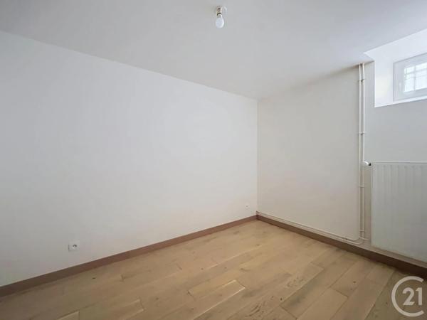 Appartement F3 à vendre  4 pièces - 92,50 m 2   CHARTRES  - 28