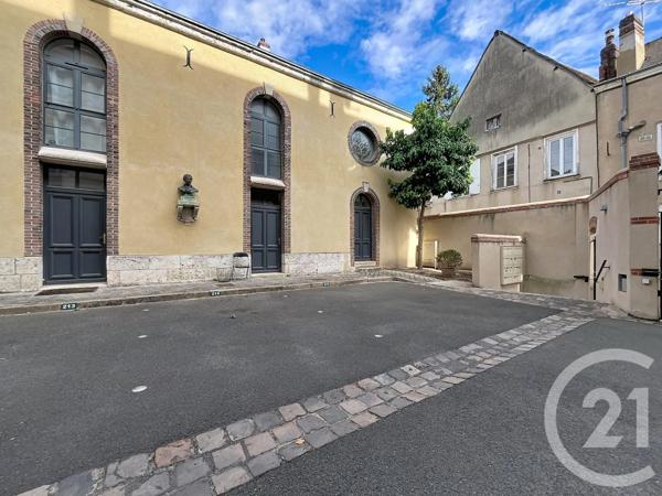 Appartement F3 à vendre  4 pièces - 92,50 m 2   CHARTRES  - 28