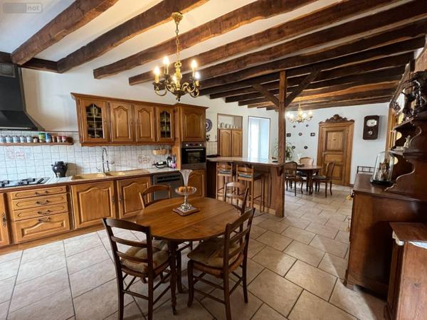 Maison de ville à vendre à Châteauroux dans l'Indre (36000), ref : JA/637   
saint Christophe