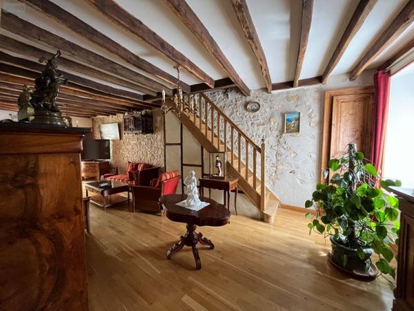 Maison de ville à vendre à Châteauroux dans l'Indre (36000), ref : JA/637   
saint Christophe