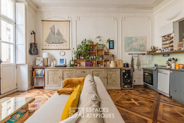 Appartement hausmannien proche de la place Saint-Pierre