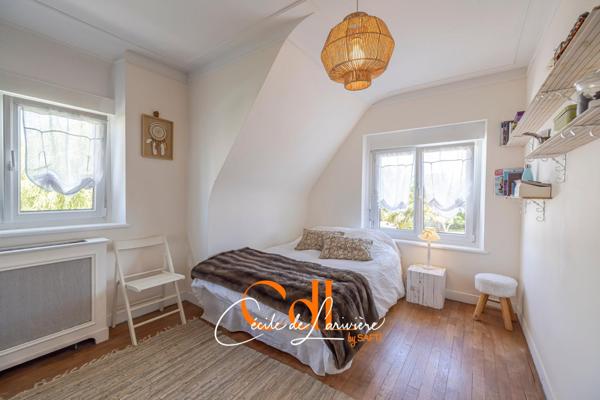 Grande maison de charme proche centre-ville – Landivisiau