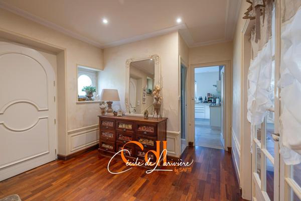 Grande maison de charme proche centre-ville – Landivisiau