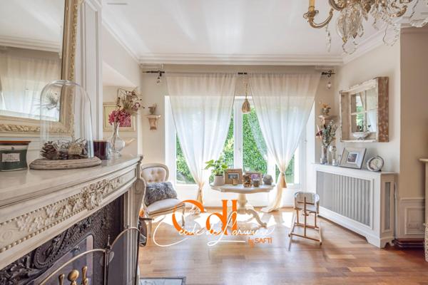 Grande maison de charme proche centre-ville – Landivisiau