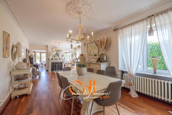 Grande maison de charme proche centre-ville – Landivisiau