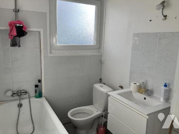 IDEAL INVESTISSEUR - MAISON EN COPROPRIETE PROCHE CENTRE EVREUX ET FORET.
Maison avec locatair...