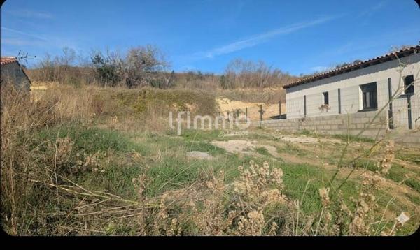 a vendre Terrain constructible à Limoux