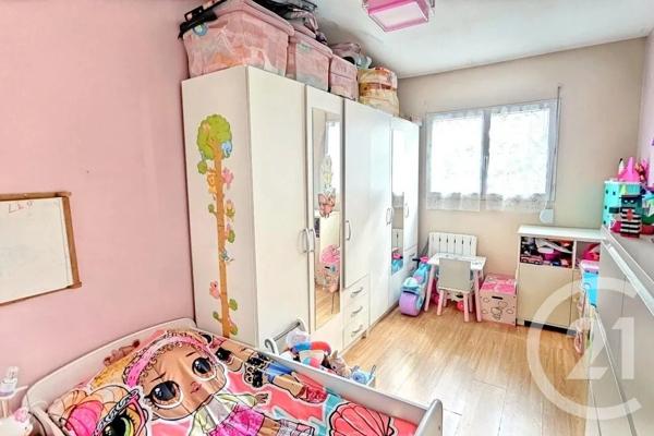 Appartement F4 à vendre  4 pièces - 77,17 m 2   DRANCY  - 93