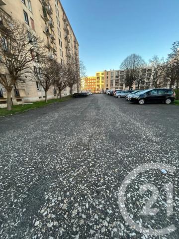 Appartement F5 à vendre  5 pièces - 74,80 m 2   GARGES LES GONESSE  - 95