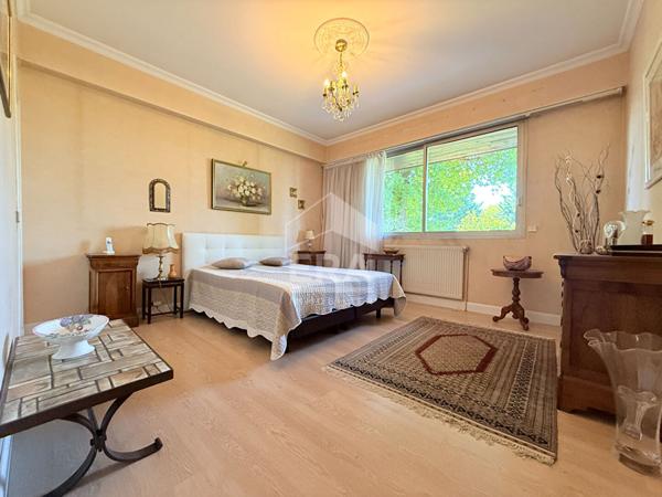 Maison Mennecy 7 pièces 5 chambres 247 m2