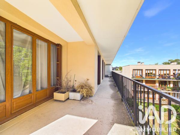 Appartement à vendre 5 pièces 95 m² Le Chesnay-Rocquencourt