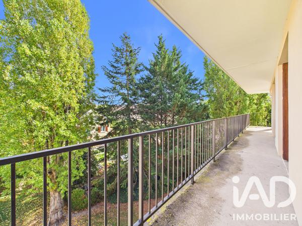 Appartement à vendre 5 pièces 95 m² Le Chesnay-Rocquencourt
