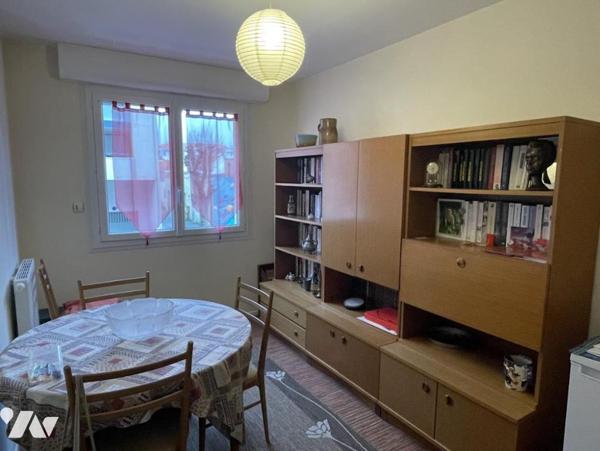 Appartement T4 + Cave+ stationnement