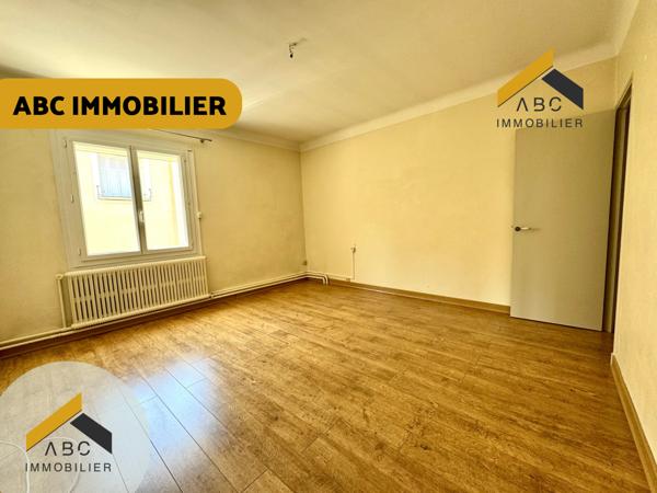 Jonquières (84150) Maison centre-ville avec jardin et garage en toute tranquillité