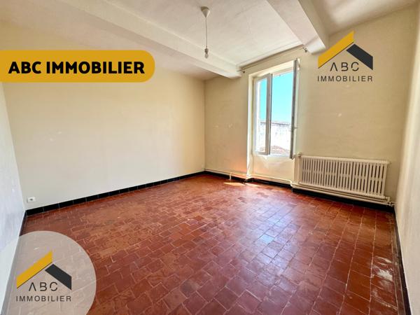 Jonquières (84150) Maison centre-ville avec jardin et garage en toute tranquillité