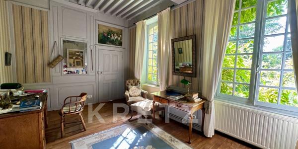 Manoir du XVIIIe avec gîte sur 4 hectares