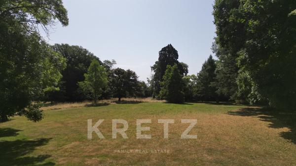 Manoir du XVIIIe avec gîte sur 4 hectares