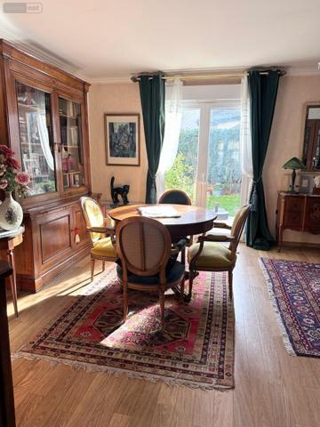 Appartement rénové à vendre à Corbeil-Essonnes dans l'Essonne (91100), ref : 1001103