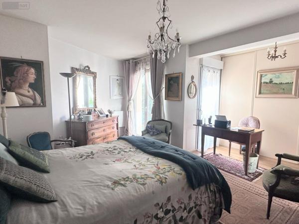 Appartement rénové à vendre à Corbeil-Essonnes dans l'Essonne (91100), ref : 1001103