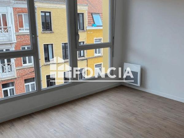 Location Appartement 2 pièces 42.01 m² - 143 RUE DE WAZEMMES Lille 59000