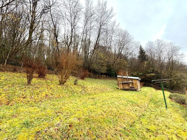 Maison F 3 , grand potentiel ,avec garage,