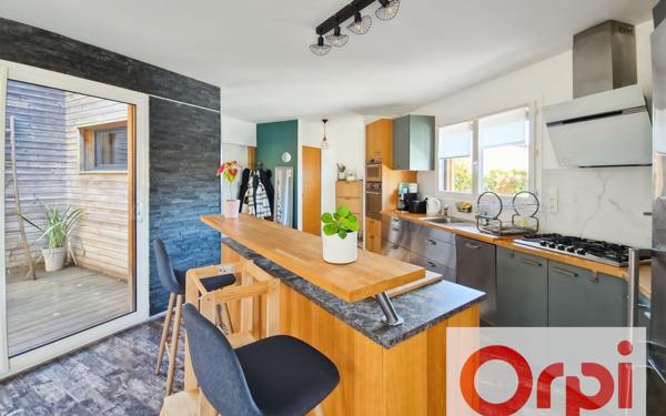 Maison à vendre    4 pièces • 100 m2 Grenade