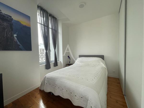 Appartement type studio Saintes 21.7 m2