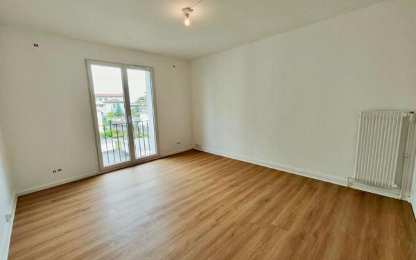 Appartement à vendre    3 pièces • 74,55 m2 Bayonne