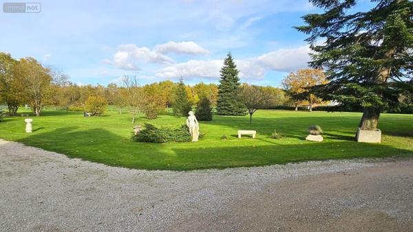 Grande propriété à vendre à Pargny-sur-Saulx dans la Marne (51340), ref : 51081/934