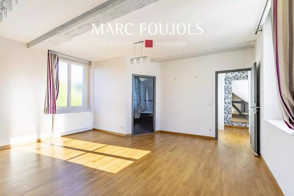 Propriété en pierre – volumes rares – vie de plain-pied