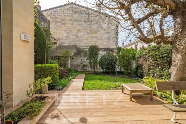 Maison familiale de 6 chambres avec terrasse, jardin et parking