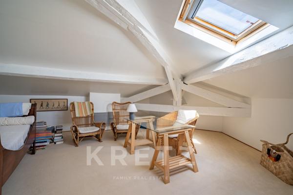 Maison familiale de 6 chambres avec terrasse, jardin et parking