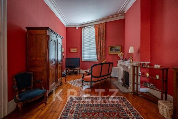 Maison familiale de 6 chambres avec terrasse, jardin et parking