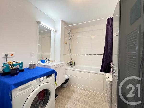 Appartement à vendre  4 pièces - 75,69 m2 COUERON - 44