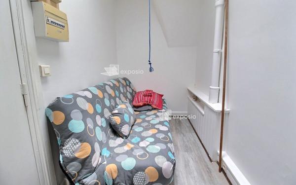 Appartement à vendre    2 pièces • 10 m2 Paris 17