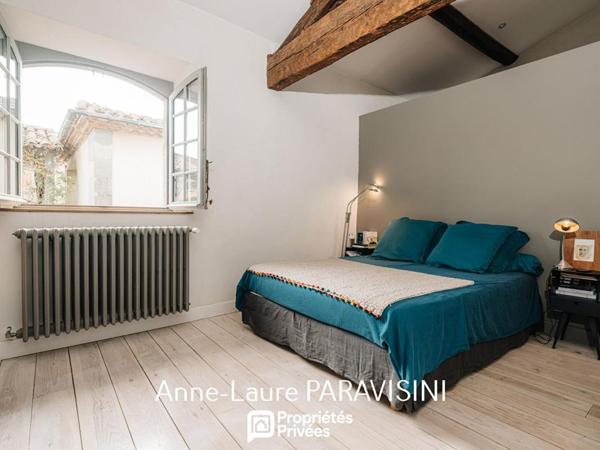 Appartement de 280 m² avec terrasse en coeur de Carcassonne