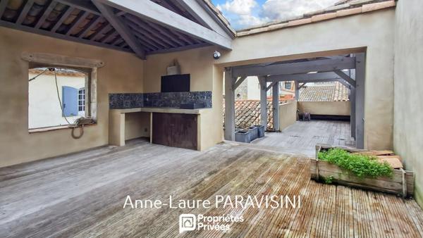 Appartement de 280 m² avec terrasse en coeur de Carcassonne