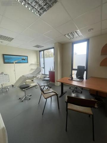 Achat - Fonds et/ou murs commerciaux Vannes 56000 124 m 2 2456 m 2