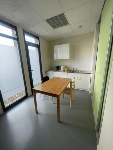Achat - Fonds et/ou murs commerciaux Vannes 56000 124 m 2 2456 m 2