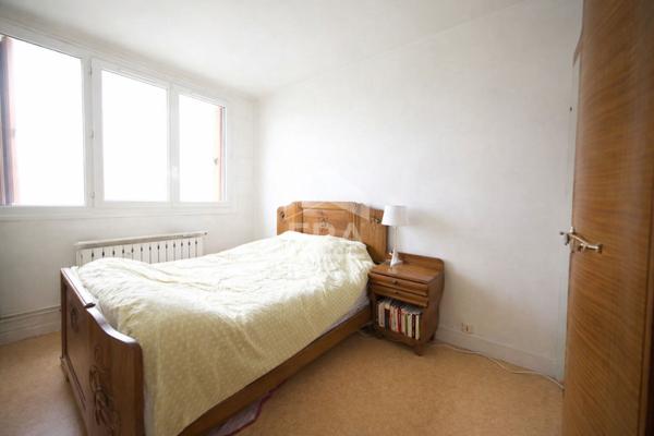 Colombes ? Appartement 2 pièces 45 m² avec box et cave