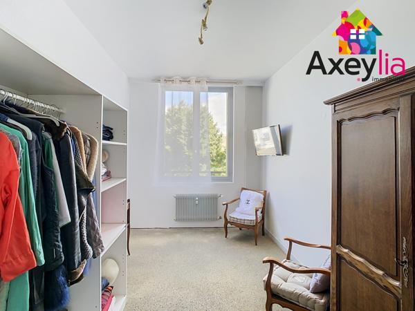 A VENDRE- ROANNE - APPARTEMENT 3 CHAMBRES-