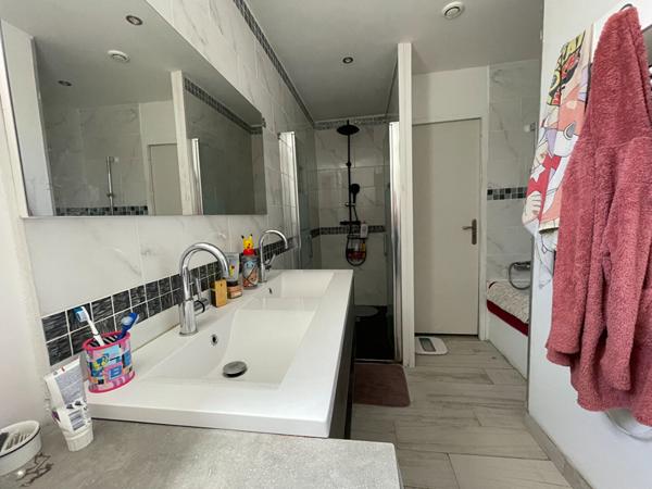 Maison à Saint-Michel-En-L'Herm