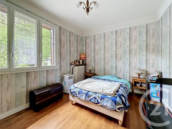 Maison à vendre  7 pièces - 152,21 m 2   CHELLES  - 77