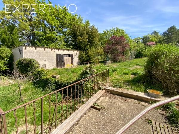 SOUS COMPROMIS Apt : Maison mitoyenne de 88.5m² avec terrasse et jardin potager