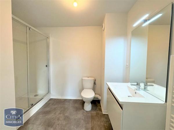 Appartement à louer 2 pièces 42.5m² Armentières (59280)