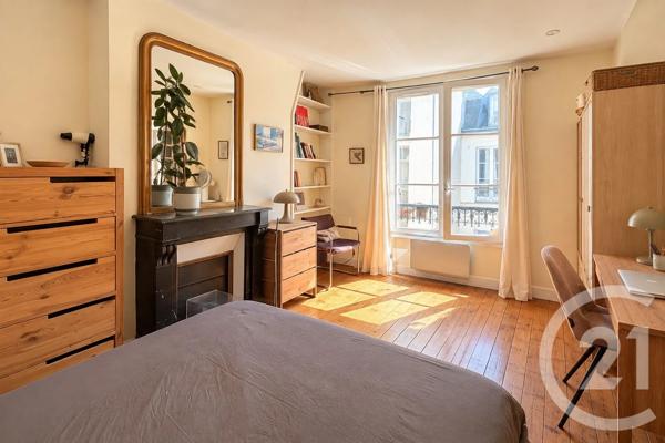 Appartement F2 à vendre  2 pièces - 32,15 m 2   PARIS  - 75003