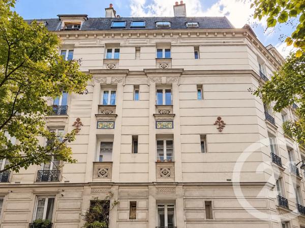 Appartement F2 à vendre  2 pièces - 32,15 m 2   PARIS  - 75003