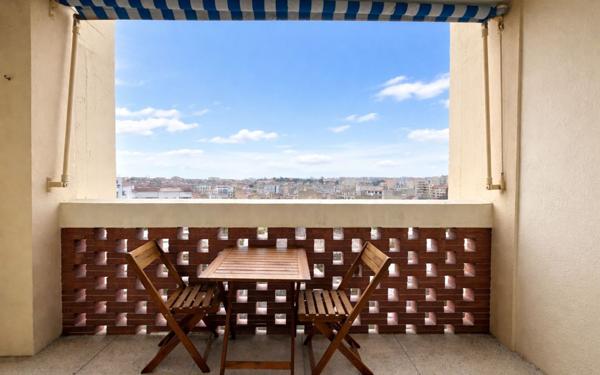 Appartement à vendre    4 pièces • 76 m2 Marseille 4